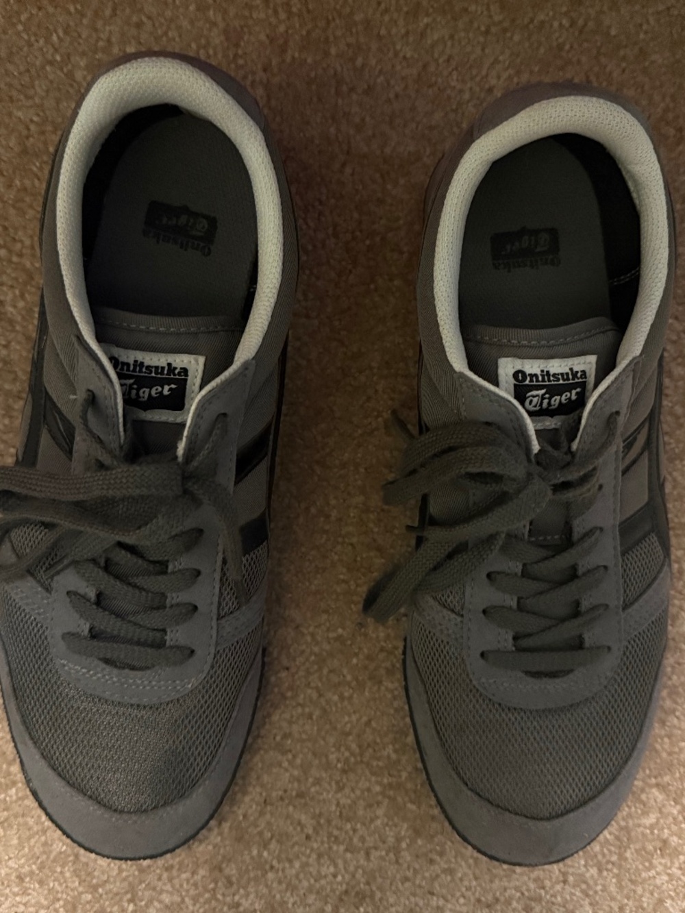 Onitsuka Tiger Ultimate 81 sneakers